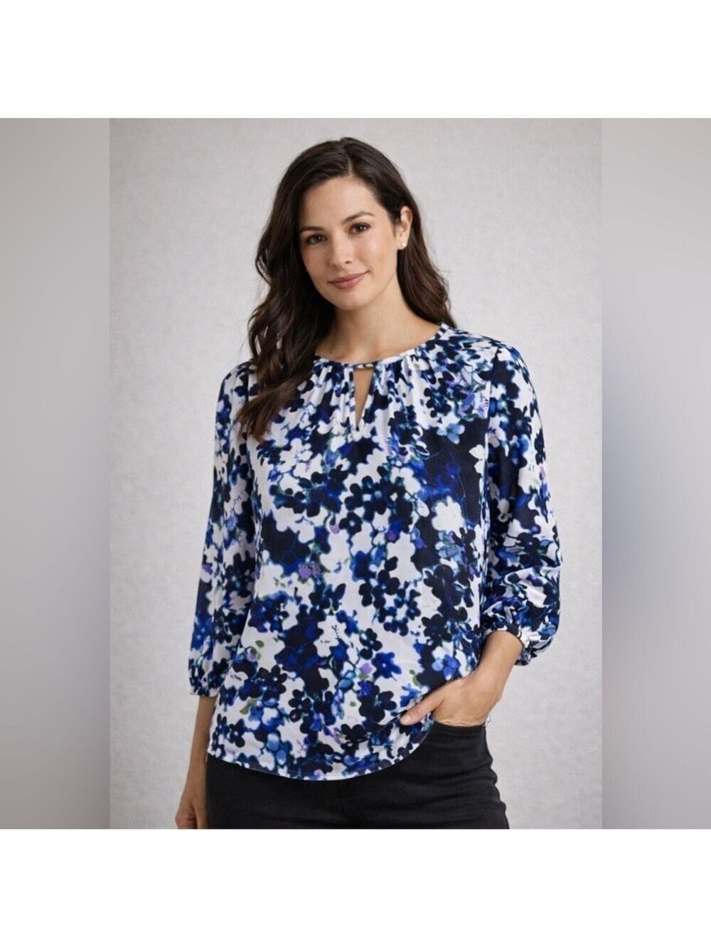 Express Women's Floral Blouse - Blue, Black, and White